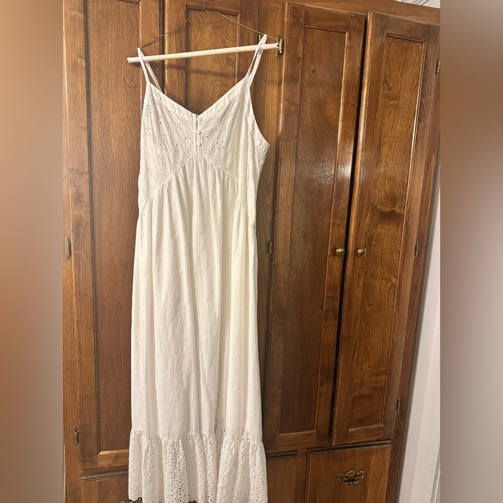 Universal Thread White Eyelet Maxi Dress